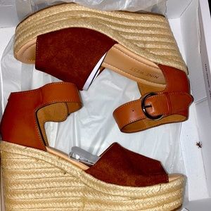 Sexy wedges for summer time!!